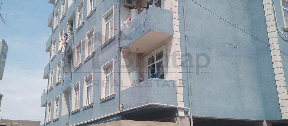 Masazır City Residencedə podmayak mənzil satılır