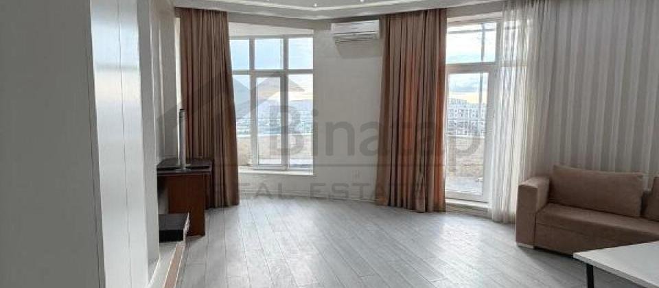 Satilir 3 otaqli menzil/120 kv.m., Saf Suyun yani, İnsaatcilar ve Elmler Akademiyasi m/s yaxindir