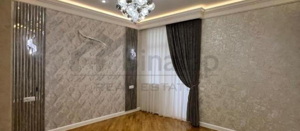 Satilir 4 otaqli menzil/172 kv.m., Semed Vurgun kucesi, Zabitler parkinin yaninda yerlesir - 5