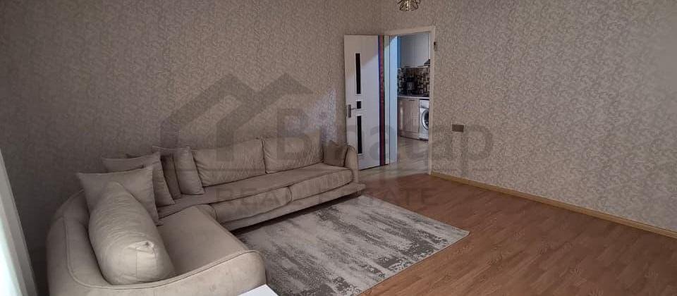 Qurtuluş 93 yaşayış kompleksində təmirli bina evi satılır - 4