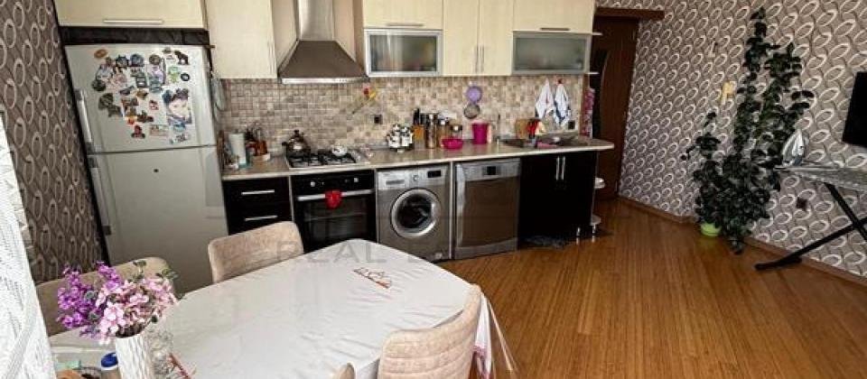 Satilir 3 otaqli menzil/148 kv.m., Zerife Eliyeva parkinin yani, Memar Ecemi m/s yaxindir - 10