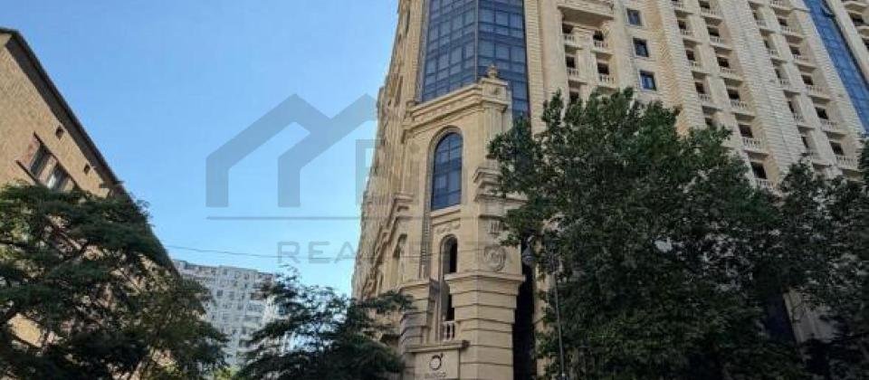 Satilir 7 otaqli menzil/319 kv.m., Deluxe Palace, Caspian Plazanin yani, Nizami m/s yaxindir - 2