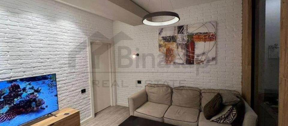 Satilir 2 otaqli menzil/80 kv.m., Genclik Mall'un yaninda yerlesir - 3