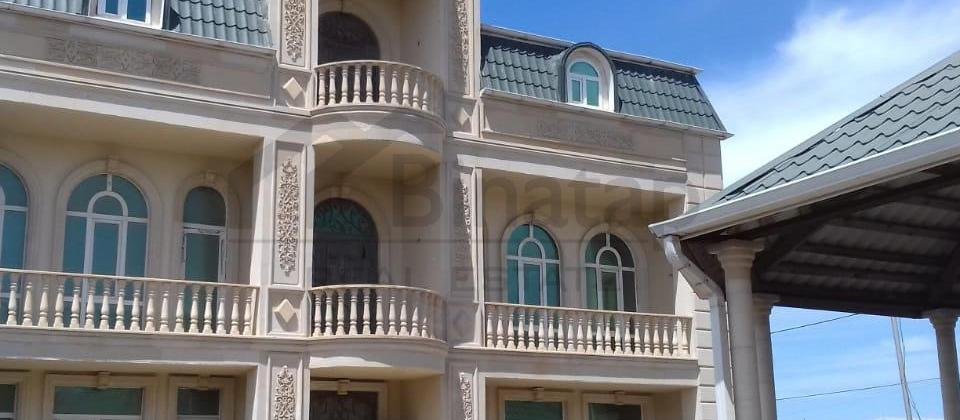 Satılır 16 otaqlı həyət evi/bağ evi 600 m², Hövsan q.