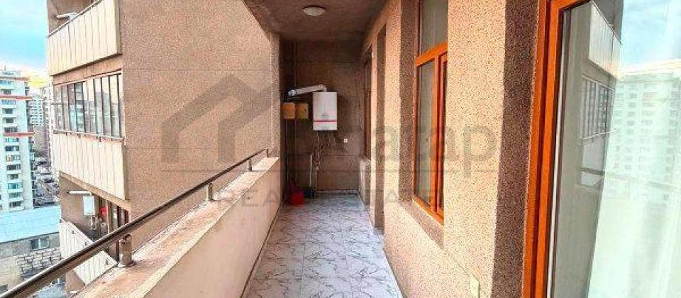 Satilir 3 otaqli menzil/176 kv.m., Huseyn Cavid parki ve Elmler Akademiyasi m/s yaxindir - 14