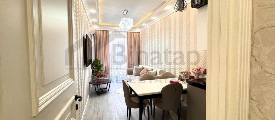 Satilir 2 otaqli menzil/48 kv.m., Azadlıq prospekti, Tibb Universiteti ve Genclik Malla yaxindir