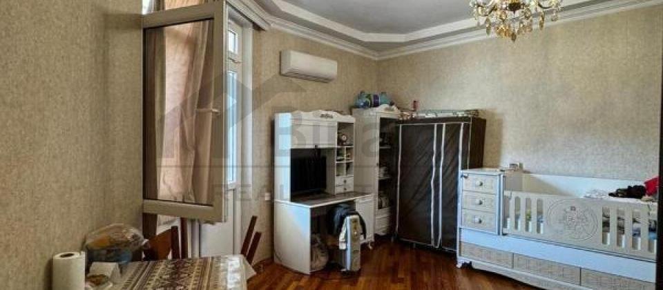 Satilir 2 otaqli menzil/35 kv.m., İncesenet Universitetinin yani, Elmler Akademiyasi m/s yaxindir - 3