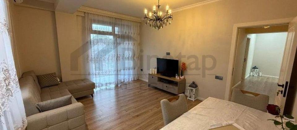 Satilir 3 otaqli menzil/98 kv.m., Serifzade kucesi, İnsaatcilar m/s yaninda yerlesir
