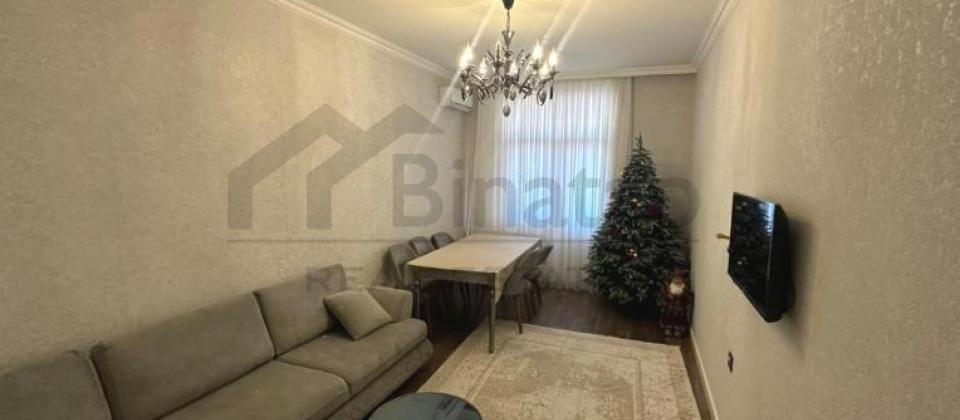 Satilir 2 otaqli menzil/80 kv.m., Avtovagzalin yani, Samaxinka ve 20 Yanvar m/s yaxindir