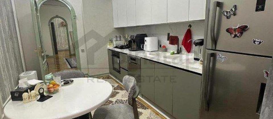 Satilir 3 otaqli menzil/108 kv.m., Qelebe dairesi, Baku Mallun yani, İnsaatcilar m/s yaxindir - 10