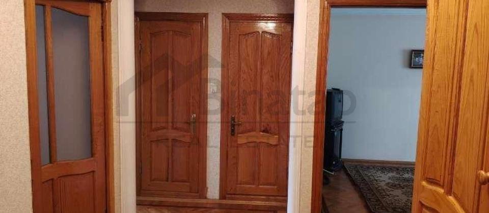 Satilir 3 otaqli menzil/65 kv.m., Hesen Eliyev kucesi (İnqlab), 8 Noyabr m/s yaxindir - 7