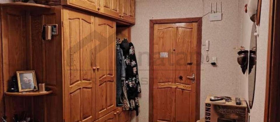 Satilir 3 otaqli menzil/65 kv.m., Hesen Eliyev kucesi (İnqlab), 8 Noyabr m/s yaxindir - 8