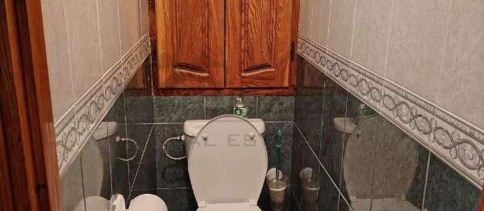 Satilir 3 otaqli menzil/65 kv.m., Hesen Eliyev kucesi (İnqlab), 8 Noyabr m/s yaxindir - 11