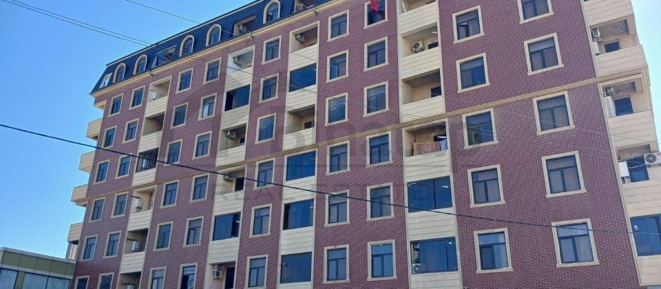 Masazır qəsəbəsi Əliağa vahid küçəsində təmirsiz bina evi satılır