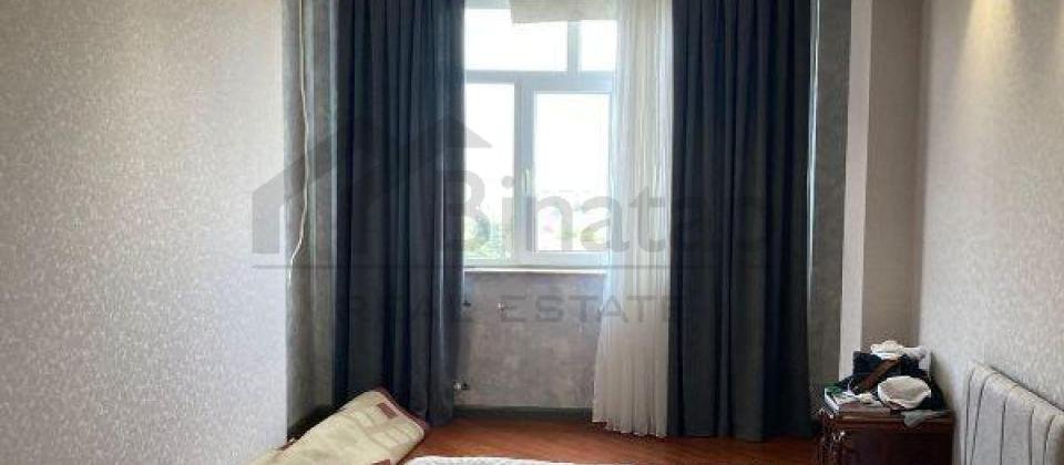 Satilir 3 otaqli menzil/130 kv.m., Nesimi m/s ve Zerife Eliyeva klinikasina yaxindir - 8