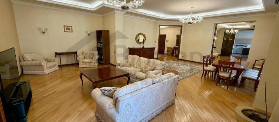 Satilir 5 otaqli menzil/390 kv.m., Resid Behbudov kucesi, Heyder Eliyev sarayina yaxindir - 3