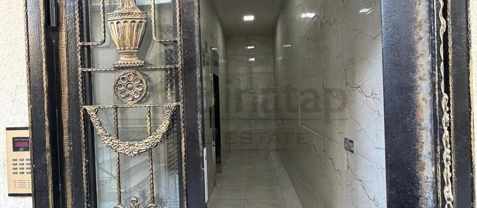 Watsapla əlagə saxlayın PREMİUM MƏNZİL SATILIR – MEMAR ƏCƏMİ metrosunun yaxınlığında! - 9