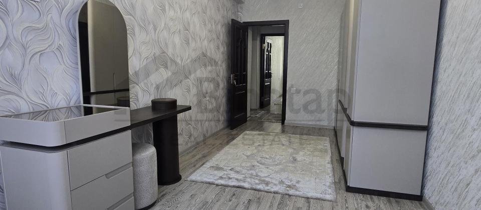 Abşeron gənclər şəhərciyində kupçalı,təmirli,əşyalı bina evi satılır - 8