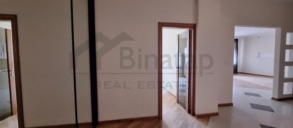 Kirayə verilir 4 otaqlı yeni tikili 200 m², 28 may m. - 6