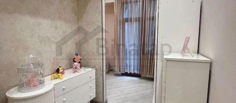 Satilir 2 otaqli menzil/71 kv.m., Tusi klinikasinin yani, 20 Yanvar m/s yaxindir - 5