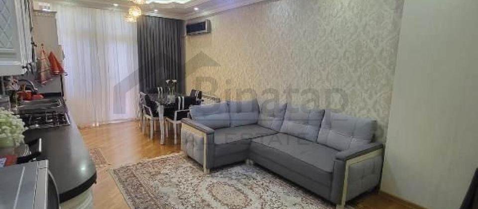 Satilir 4 otaqli menzil/117 kv.m., Lider Tv ve Yasamal parkinin yaninda yerlesir
