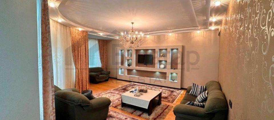 Satilir 3 otaqli menzil/148 kv.m., Tbilisi prospekti, İst petrolun yani, 8 Noyabr m/s yaxindir - 2