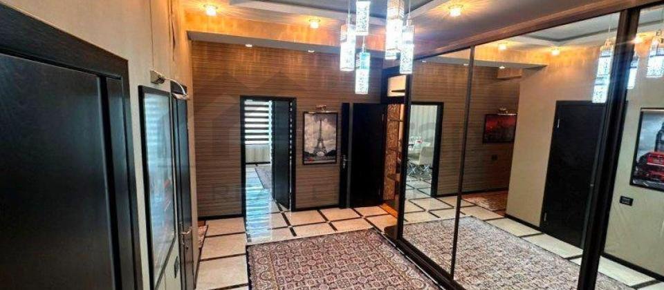 Satilir 3 otaqli menzil/148 kv.m., Tbilisi prospekti, İst petrolun yani, 8 Noyabr m/s yaxindir - 11
