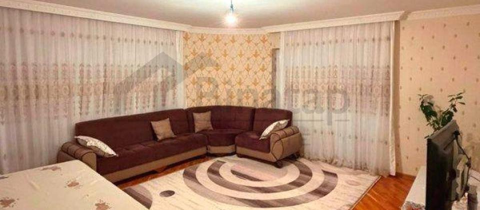 Satilir 2 otaqli menzil/106 kv.m., Yasil Ada usaq bagcasinin yani, 8 Noyabr m/s yaxindir