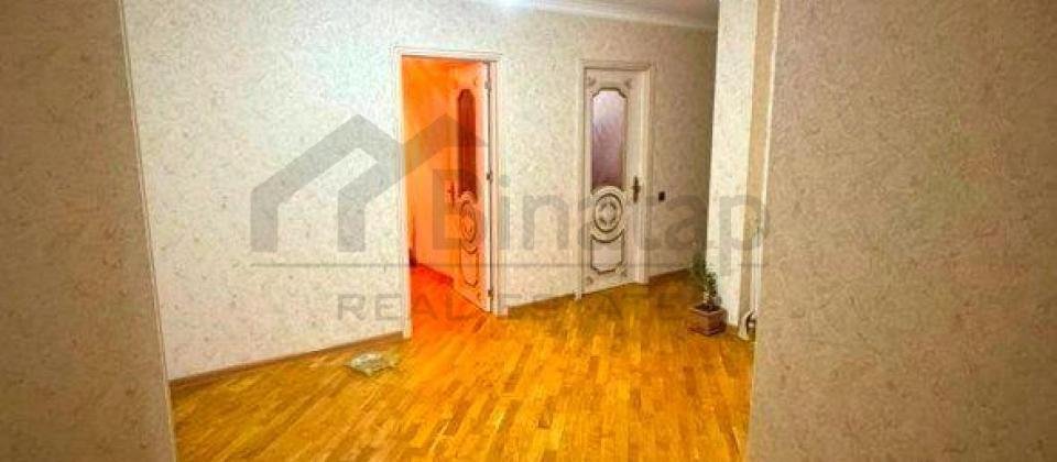 Satilir 2 otaqli menzil/106 kv.m., Yasil Ada usaq bagcasinin yani, 8 Noyabr m/s yaxindir - 8