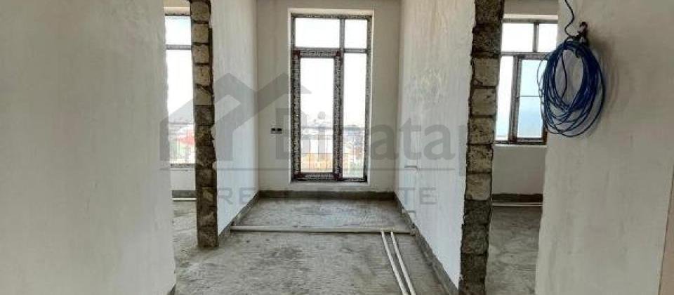 Satilir Villa 4 otaq/390 kv.m. Badamdar, 3cu massiv, en prestijli ve yasil kucede yerlesir - 5