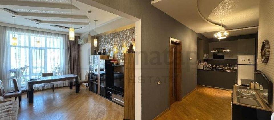 Satilir 3 otaqli menzil/88 kv.m., 1ci mkrn, Memar Ecemi ve 20 Yanvar m/s yaxindir - 3