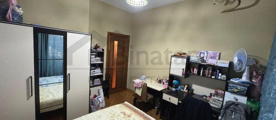 Satilir 3 otaqli menzil/88 kv.m., 1ci mkrn, Memar Ecemi ve 20 Yanvar m/s yaxindir - 14