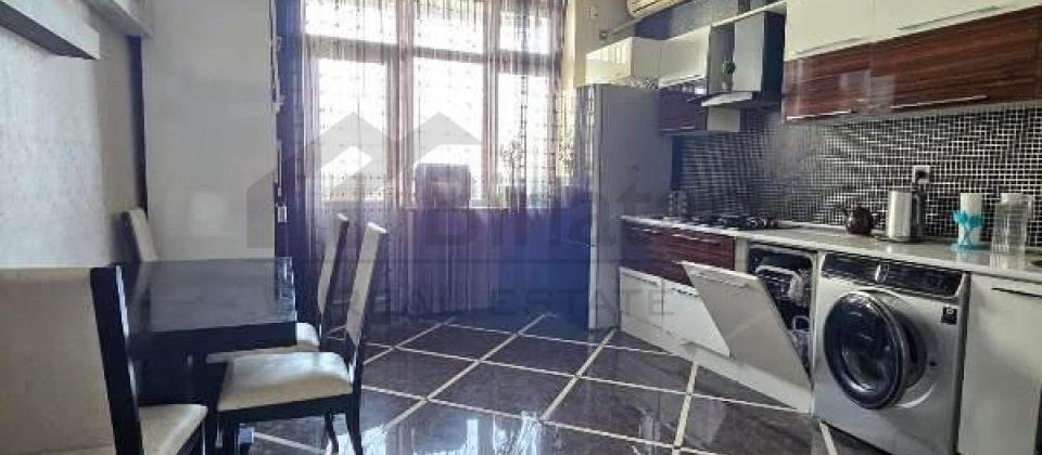 Satilir 3 otaqli menzil/136 kv.m., Avrasiya Hospitalin yani, Tibb Universitetine yaxindir - 9