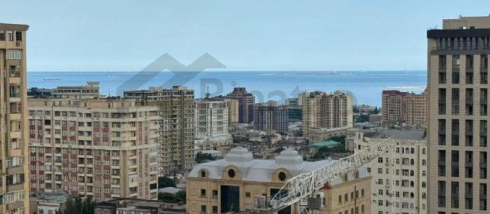 Satilir 4 otaqli menzil/206 kv.m., Capital Towers, Merkezi parkin yaninda yerlesir - 4