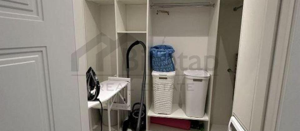 Satilir 3 otaqli menzil/135 kv.m., Yasil Ada usaq bagcasinin yani, 8 Noyabr m/s yaxindir - 12