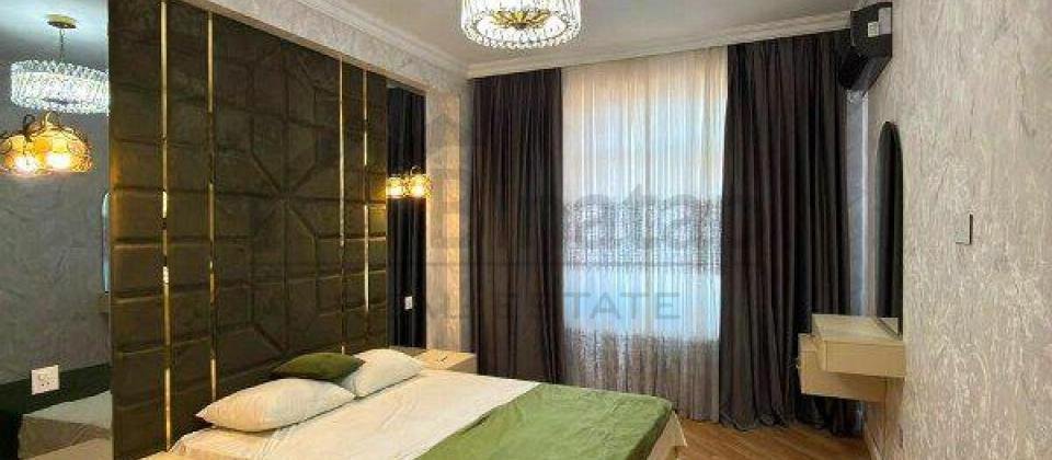 Satilir 2 otaqli menzil/98 kv.m., Tibb Universitetinin yaninda yerlesir - 5