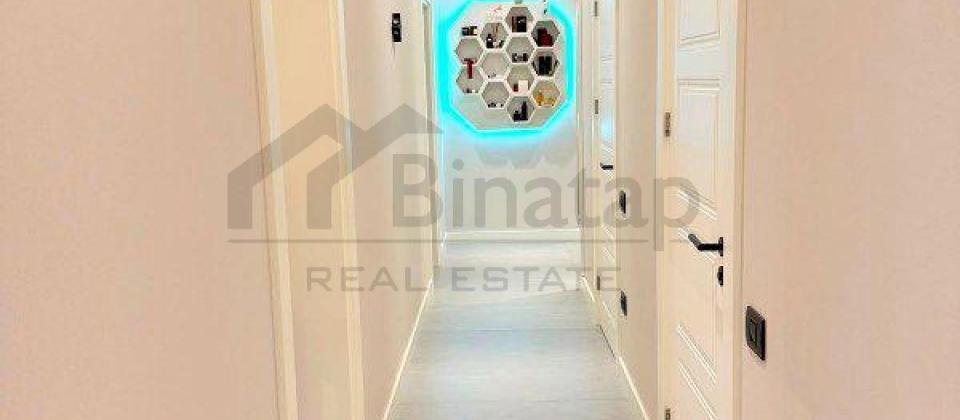 Satilir 3 otaqli menzil/135 kv.m., Yasil Ada usaq bagcasinin yani, 8 Noyabr m/s yaxindir - 9