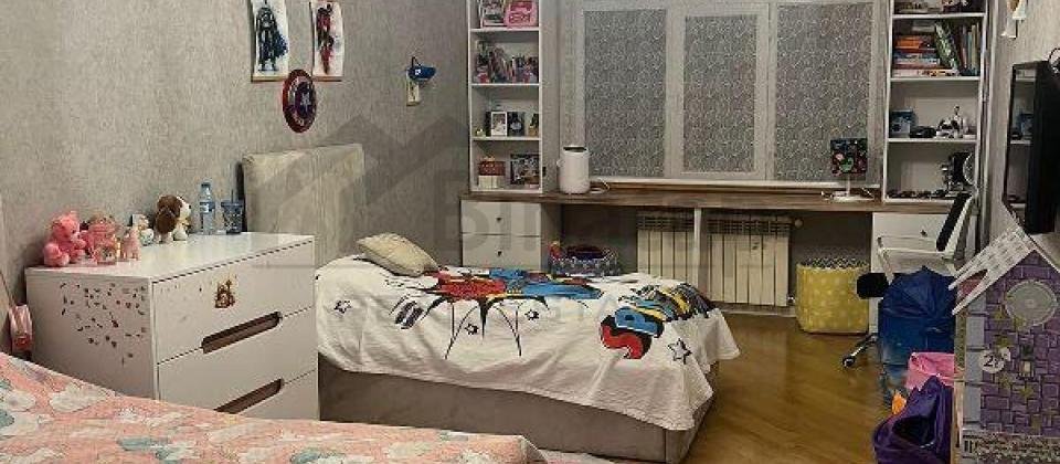 Satilir 3 otaqli menzil/155 kv.m., Bulvarla uzbe uz, Megafunin yaninda yerlesir - 4