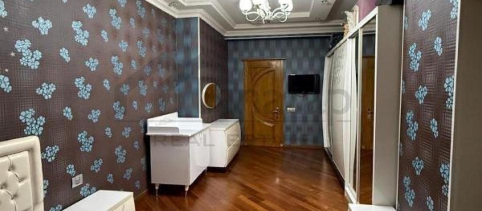 Satilir 3 otaqli menzil/168 kv.m., Hesen Eliyev kucesi, Qafqaz Otelin yaninda yerlesir - 5