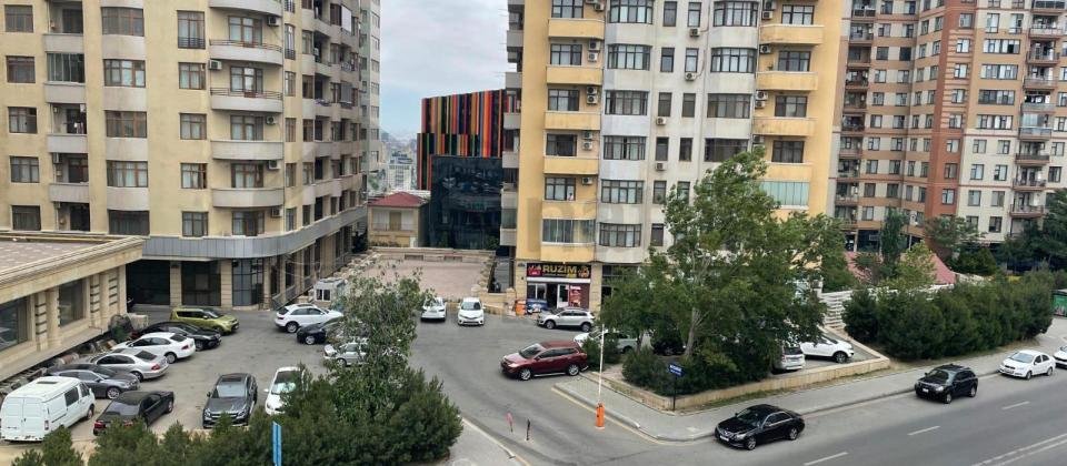 Kirayə verilir 2 otaqlı köhnə tikili 40 m², Elmlər Akademiyası m