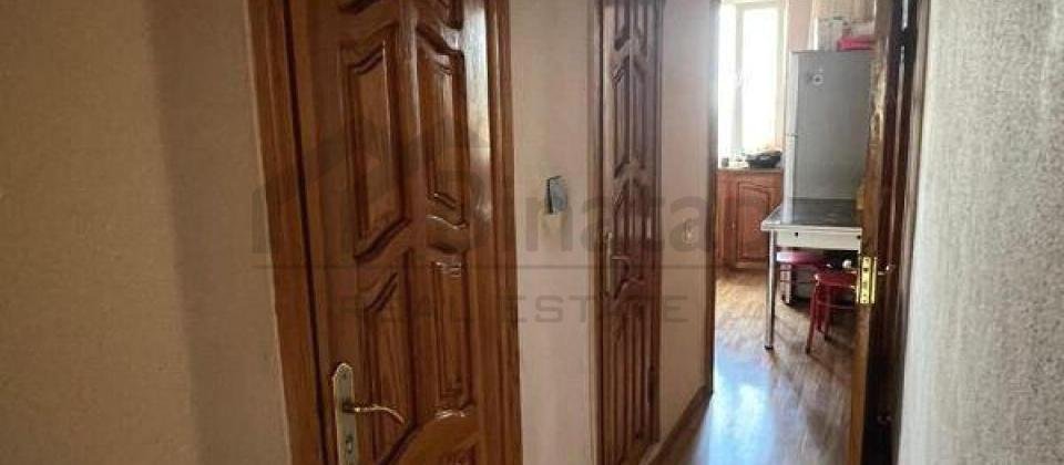 Satilir 4 otaqli menzil/100 kv.m., Dagustu park, Elmler Akademiyasi ve İceriseher m/s yaxindir - 7