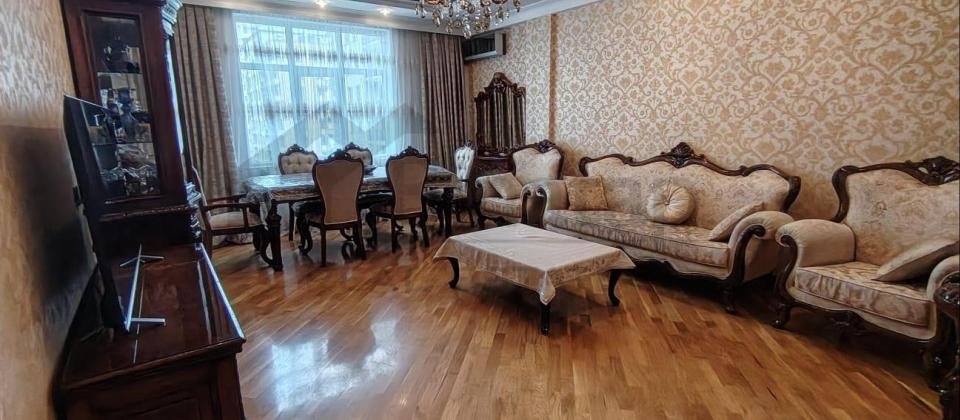 Kirayə verilir 2 otaqlı yeni tikili 80 m², Nizami m.