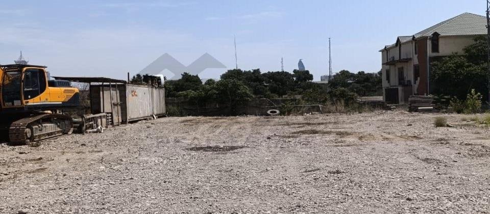 Dernegul bazari yaxinliqinda 500kv torpaq icareye verilir