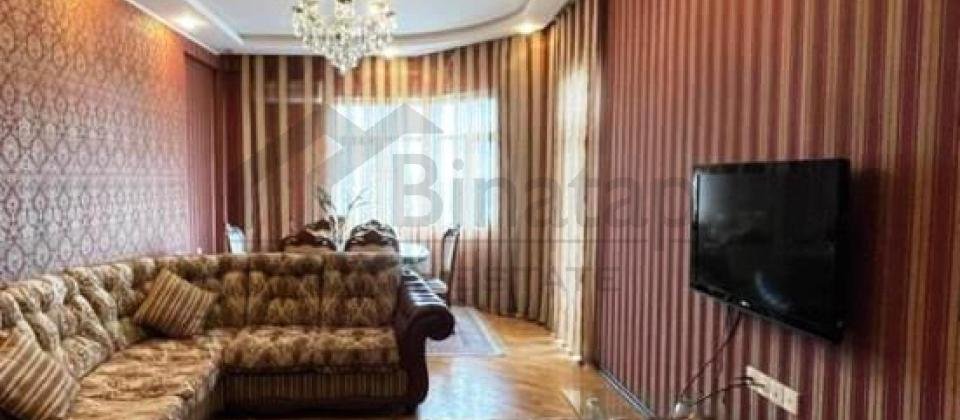 Satilir 2 otaqli menzil/70 kv.m., Qelebe dairesi, Yasamal parki ve İnsaatcilar m/s yaxindir