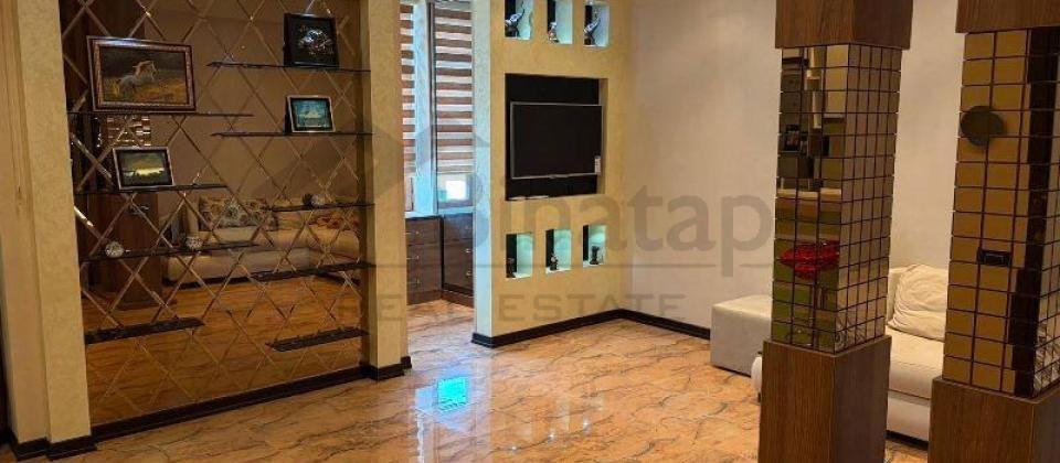 Satilir 1 otaqli menzil/56 kv.m., Koala, Koroglu ve Genclik parkinin yaninda yerlesir