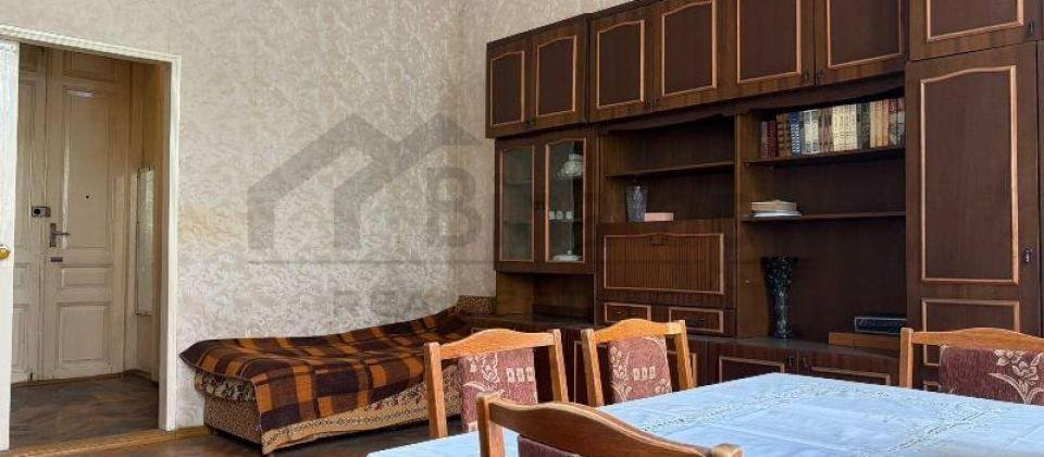 Satilir 1 otaqli menzil/38 kv.m., Resid Behbudov kucesi, 28 May və Sahil m/s yaxindir - 10