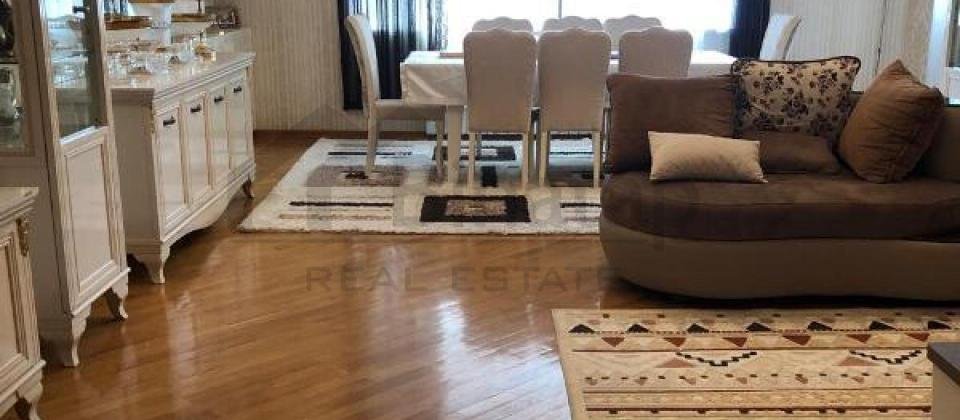 Satilir 4 otaqli menzil/197 kv.m., Yegane s/s yani, Memar Ecemi m/s yaxindir