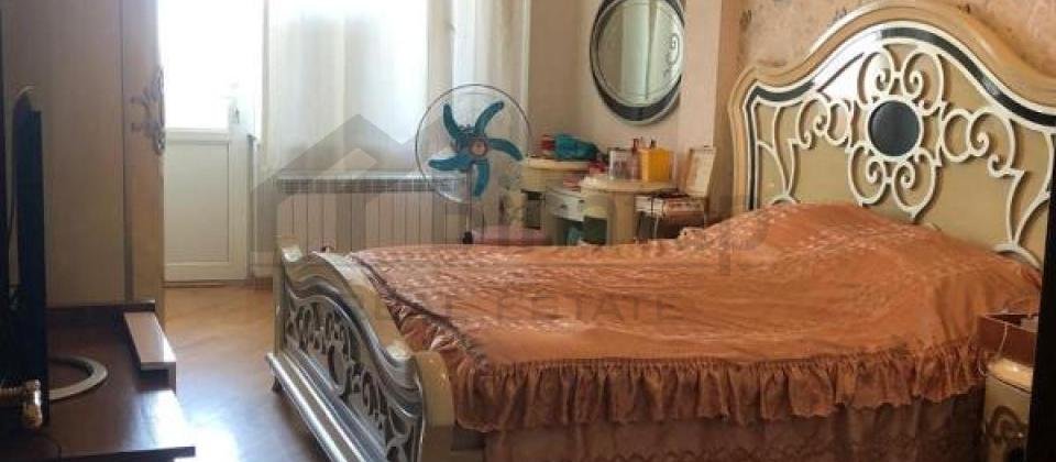Satilir 4 otaqli menzil/197 kv.m., Yegane s/s yani, Memar Ecemi m/s yaxindir - 4