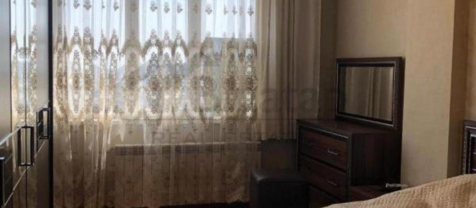 Satilir 4 otaqli menzil/197 kv.m., Yegane s/s yani, Memar Ecemi m/s yaxindir - 9