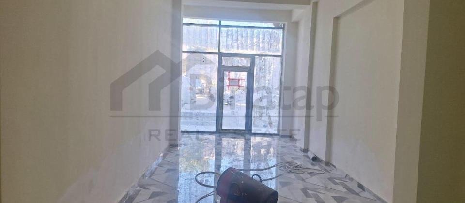 Satılır 4 otaqlı yeni tikili 130 m², 8 Noyabr m. - 13
